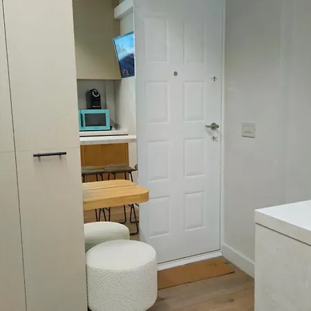 Apartament Blue Haven Studio, Rezerva Acum Cu Design Interior Pe Comanda, Incalzire Pardoseala, Apa Filtrata, Cafea, Ceai, Parcare Publica Gratuita