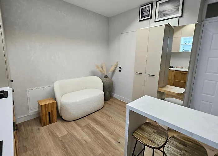 Blue Haven, Ultracentral, Rezerva Cu Incalzire Prin Pardoseala, Design Interior Pe Comanda, Apa Filtrata, Cafea, Ceai, Parcare Publica Gratuita Appartamento